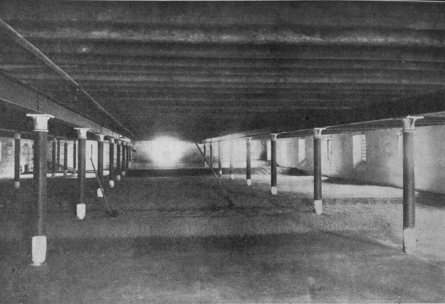 Aberlour: A Malt Floor.