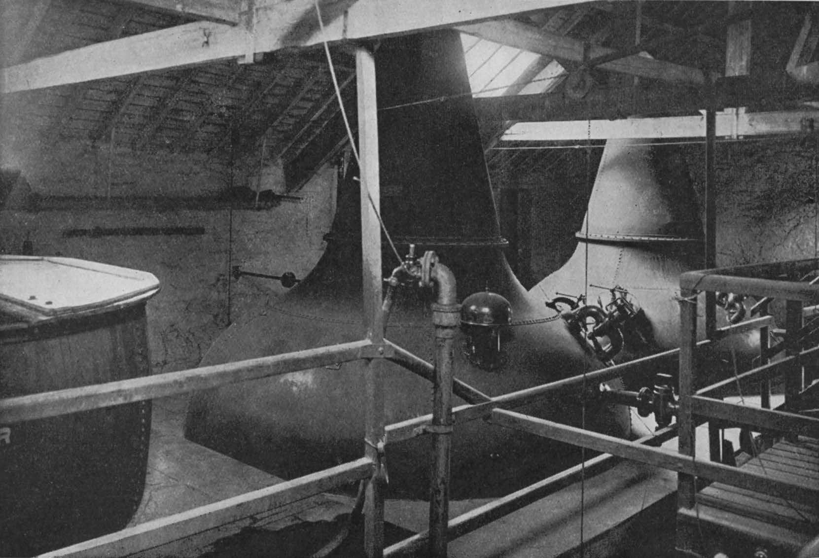 Milton Duff Distillery: Still-house with two stills and heating copper.