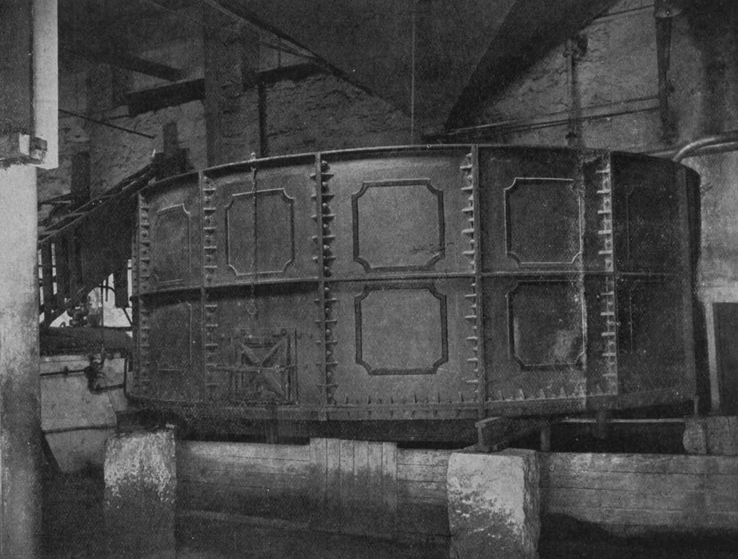 Brackla Distillery: Mash Tun.